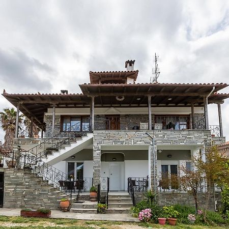 Villa Vardakas Пефкохори Екстериор снимка